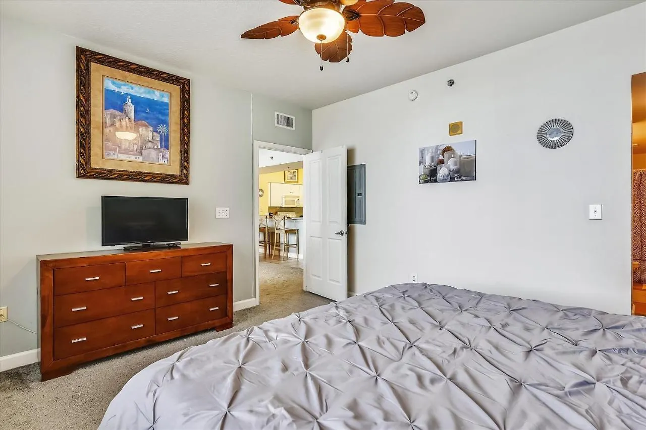Shores Of Panama 1211- Sleeps 6, Gulf View, Reserved Parking! Free Fun! Condo Panama City Beach