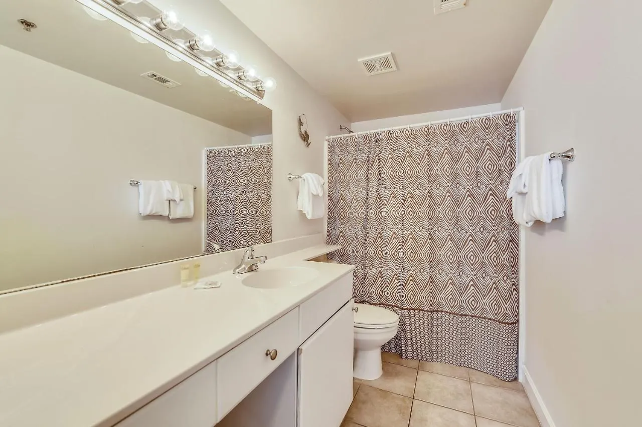 Shores Of Panama 1211- Sleeps 6, Gulf View, Reserved Parking! Free Fun! Condo Panama City Beach USA